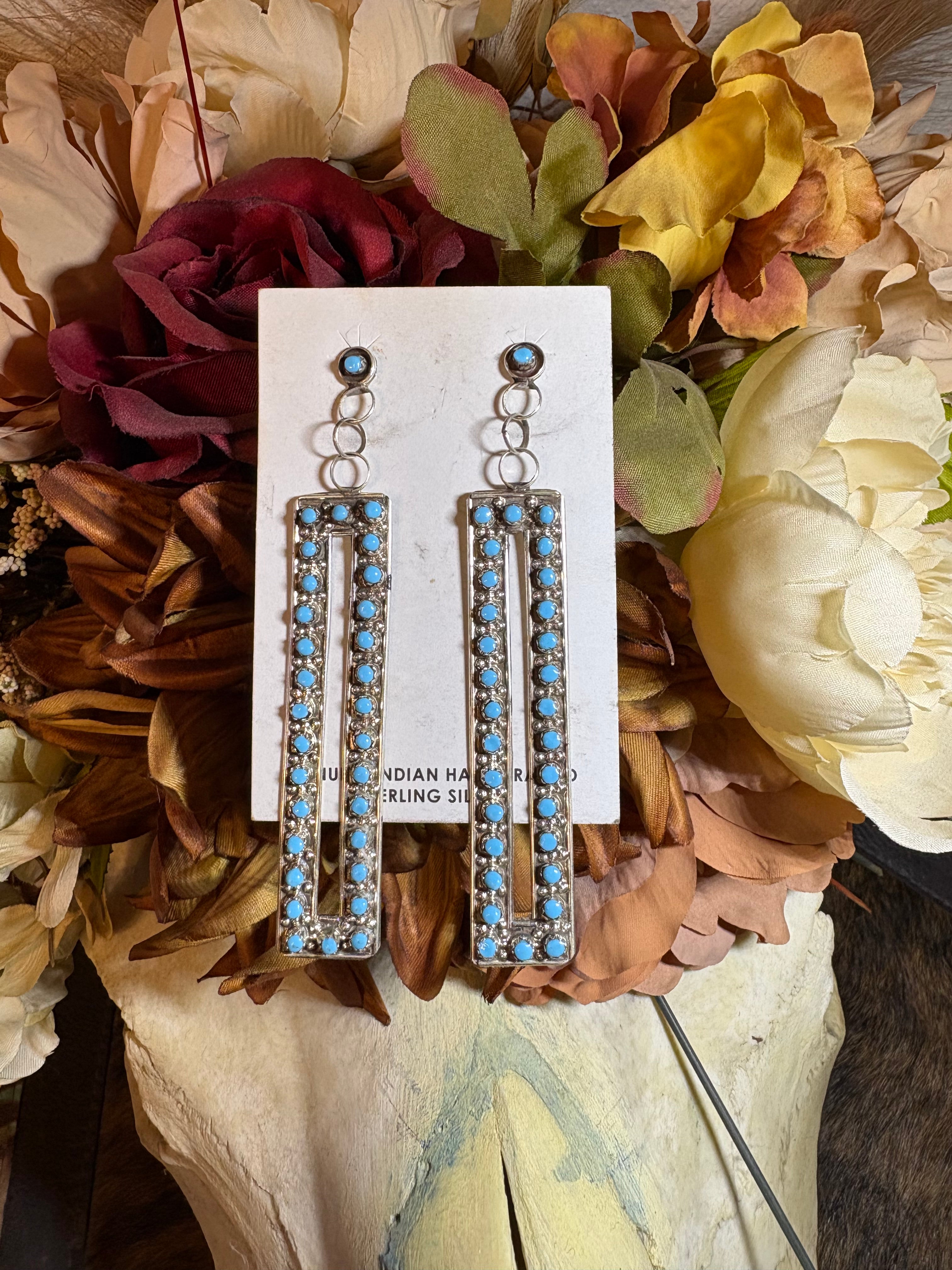 Dangle Earring